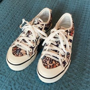 Adidas Nizza Platform Shoes - Shock Purple